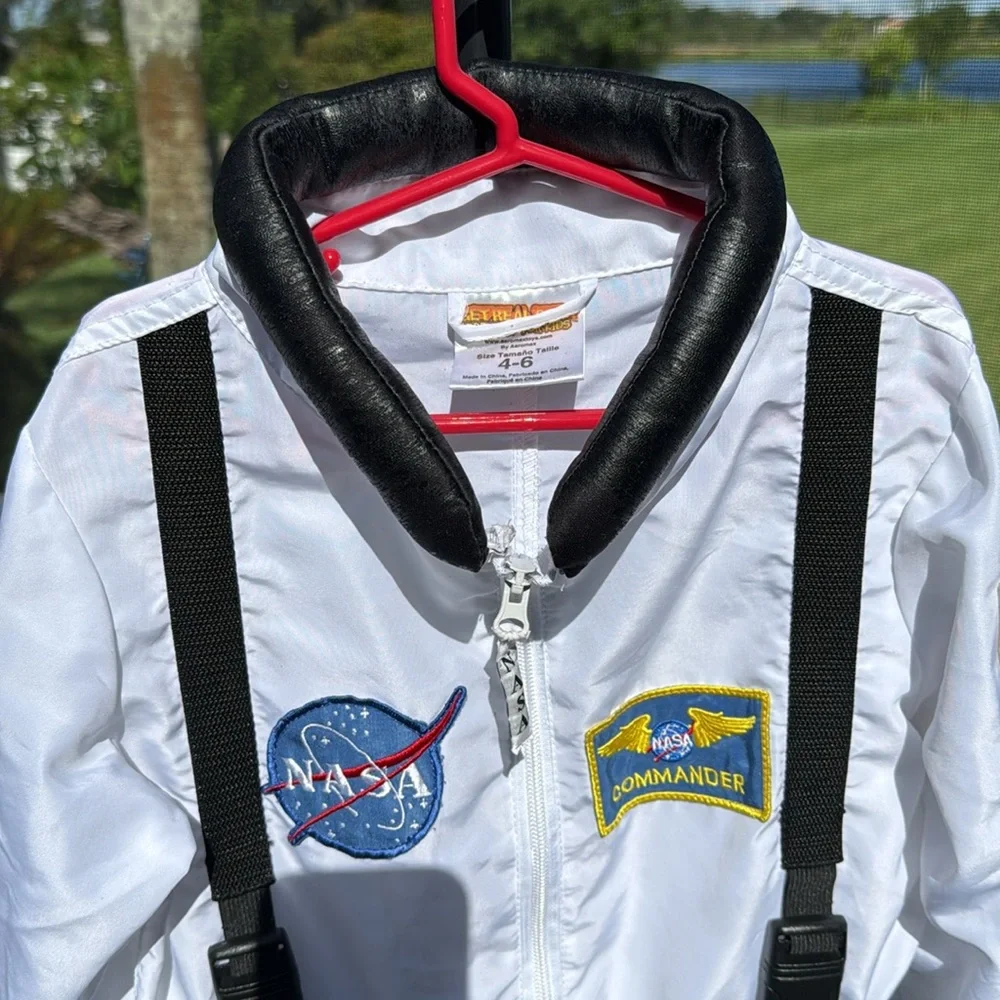 Astronaut costume dress up Halloween size 4-6 tall - no hat